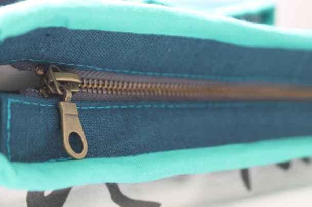 Campfire Messenger Bag 7