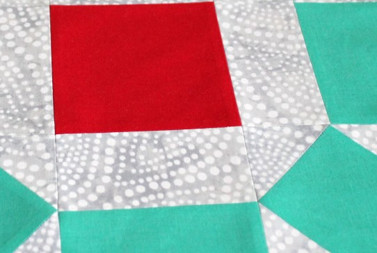 01-januar-6-kopfe-bom-01